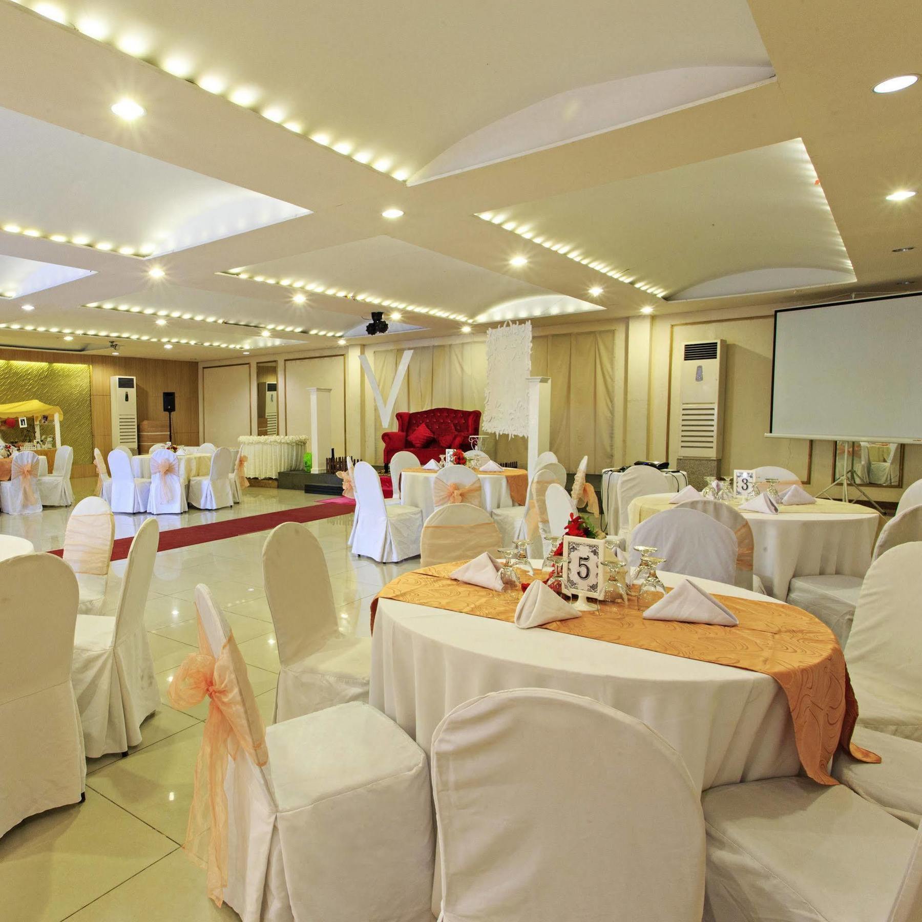 The Orchard Cebu Hotel & Suites Powered By Cocotel Eksteriør bilde