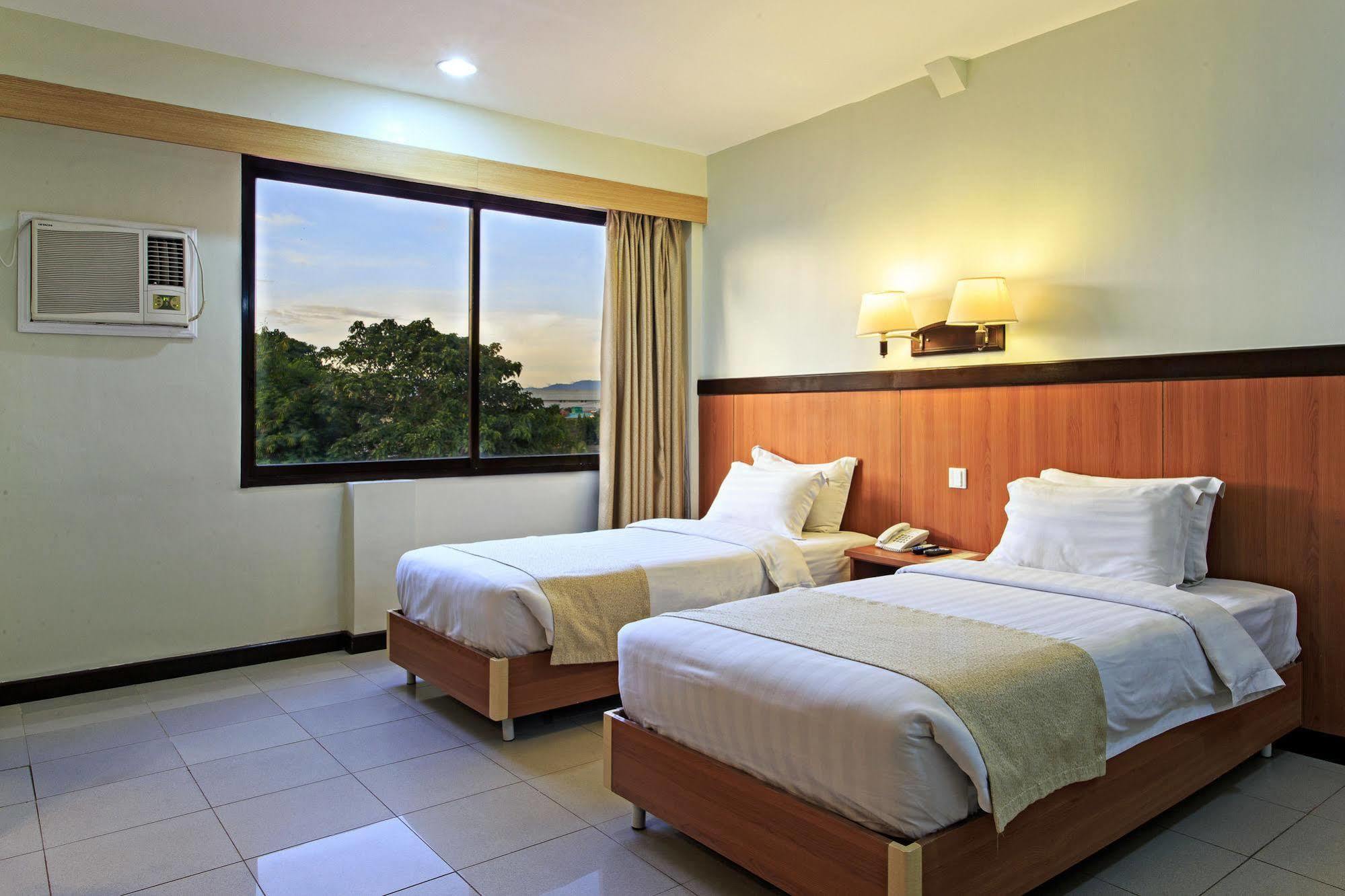 The Orchard Cebu Hotel & Suites Powered By Cocotel Eksteriør bilde